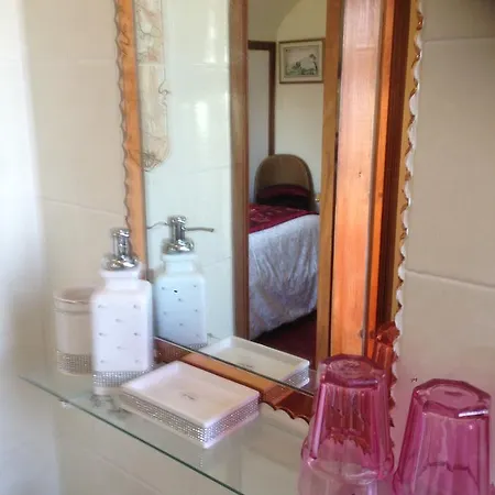 Valentia House * Arklow