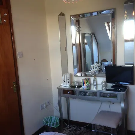 Valentia House Pensjonat *
