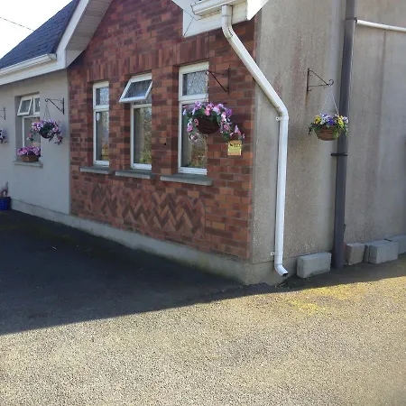 Valentia House * Arklow