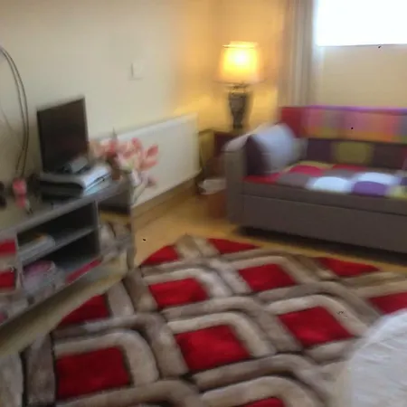 Pensjonat Valentia House *